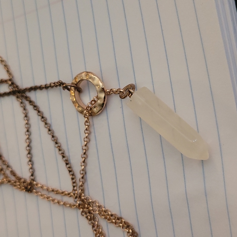 White fake Crystal necklace